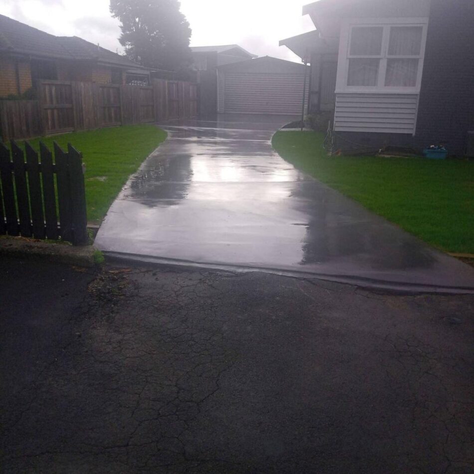 Concrete Driveways East Auckland: Enhance Your Home's Kerb Appeal